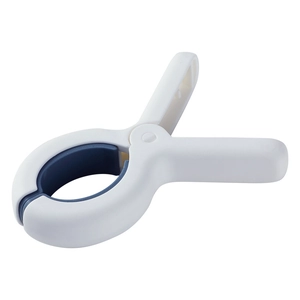 Strong windproof plastic quilt clip with blue non-slip pads for clothes drying