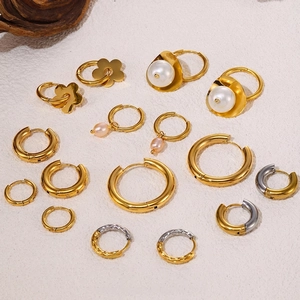 Stainless Steel Hoop Earrings 18K Gold Plated Freshwater Pearl Zircon Geometric Ear Buckle Fashion Jewelry For Women
