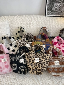 Sacs À Main En Peluche Fourrure Synthétique Coeur Léopard Fermeture Éclair Quotidien Hiver Femmes