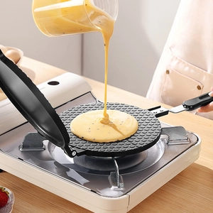 Commercial gas egg roll maker with non-stick honeycomb waffle mold and dual handles