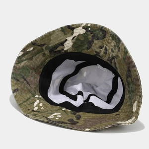 Innenansicht des Vintage-Camo-Sonnenhuts mit weißem Futter und schwarzem Schweißband