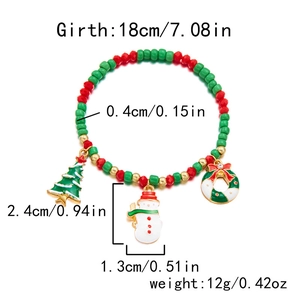 Detailed size specifications of Christmas beaded bracelet with festive enamel charms