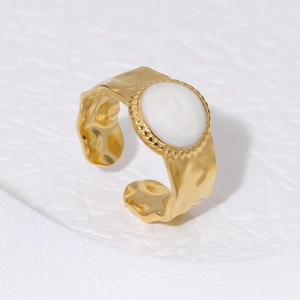 Retro 18K gold plated titanium steel ring with white enamel and hammered texture