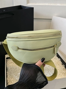 Sac Banane Femme Cuir PU Motif Litchi Sac De Poitrine Avec Large Bandoulière Réglable Sac Bandoulière Mode