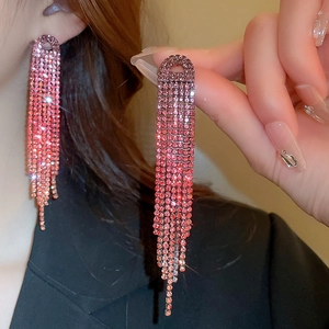 Elegant drop earrings with pink gradient tassels and sparkling rhinestones for women