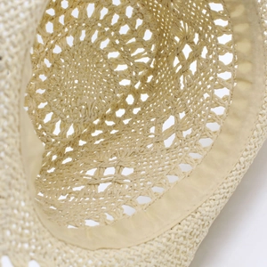 Detail 13