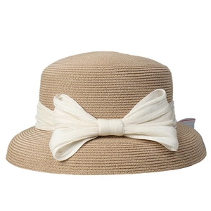 Elegante cappello cloche in paglia con fiocco in seta crema per protezione solare estiva