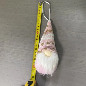 Gnomo di Natale in maglia rosa con barba bianca misura 23 cm, dettaglio prodotto