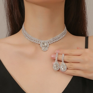 Elegant Rhinestone Necklace And Earrings Luxury Multilayer Choker Waterdrop Crystal Pendant Wedding Party Jewelry