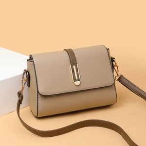 Women Crossbody Bag PU Leather Lychee Pattern Gold Metal Buckle Vintage Flip Shoulder Bag For Daily Commute Elegant