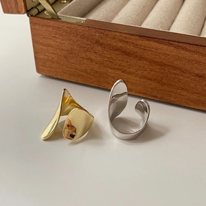 Minimalist 925 sterling silver irregular wide rings in gold and silver finishes