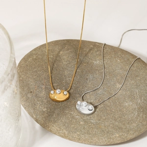 Collier À Pendentif En Künstliche Perles Acier Inoxydable Étanche Chaîne Serpent Carrée Bijoux Ovales Géométriques Pour Femmes