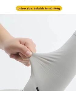 Highly elastic light gray sun protection sleeves showing stretchability for men 60-90kg