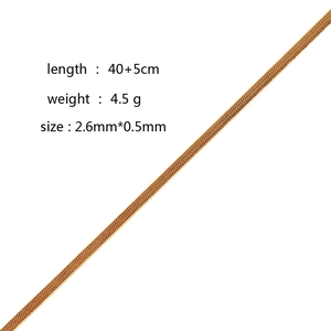 Golden snake chain detail with 40+5cm length, 4.5g weight and 2.6mm cross section