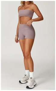 Lilac high-waist yoga shorts and strapless sports bra set for fitness and running
