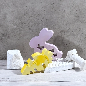 Kit de moules en résine de Pâques avec lapin papillon violet et décor de carotte jaune