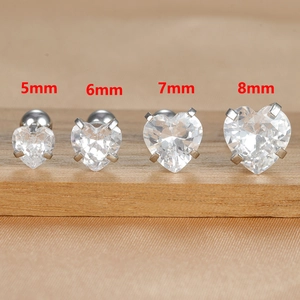 Detailed comparison of four heart-shaped zircon earrings in sizes 5mm, 6mm, 7mm, and 8mm