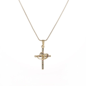 Collana a croce dorata con cuori intrecciati e zirconi colorati incastonati a pavé