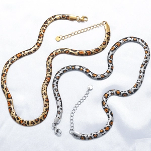 Stainless Steel Leopard Print Snake Bone Chain Necklace For Women Personalized Fashion Jewelry Adjustable Choker Necklace