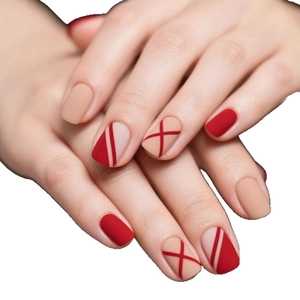Faux ongles carrés courts bordeaux à carreaux avec motifs minimalistes beiges mats