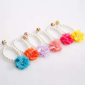 Adjustable pet pearl necklace collar with colorful chiffon flowers for cats and dogs