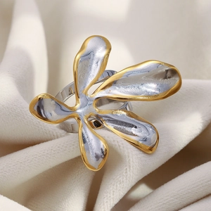 Bague fleur chic bicolore plaquée or 18 carats pour femme au design abstrait