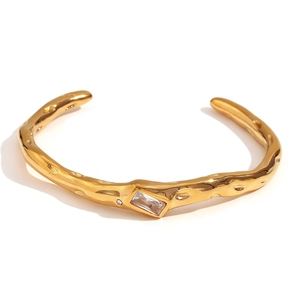 Modern 18K gold plated open bangle with irregular texture and rectangular zircon