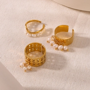 Three-piece French vintage 18K gold-plated adjustable rings with natural pearls