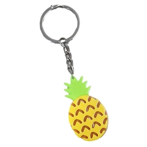 Porte-clés ananas tendance avec corps jaune et feuilles vertes sur fond blanc