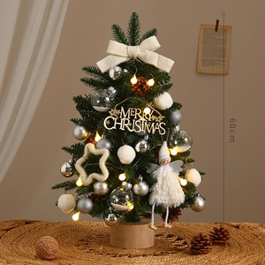DIY μίνι χριστουγεννιάτικο δέντρο 60cm με ασημένια στολίδια και λευκό άγγελο