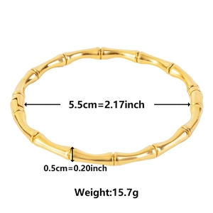 Bamboo style gold bangle dimensions showing 5.5cm inner diameter and 15.7g weight