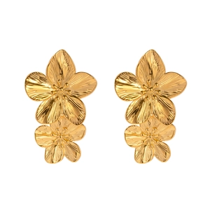 Fashionable gold double flower stud earrings in stainless steel for women with metallic texture