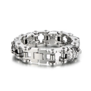 Men's biker bracelet with lion head carving in polished stainless steel chain style