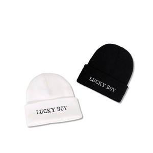 Lucky Boy embroidered knitted beanie for men and women in classic black and white colors