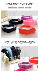 Gros plan de bandeaux oreilles de chat en flanelle douce de couleurs variées pour le soin