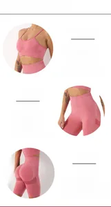 Detail eines rosa Yoga-Sets mit hoher Taille, nahtlosem Schritt und Peach-Butt-Lift