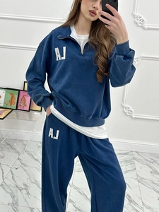 Ensemble de survêtement bleu foncé délavé avec sweat zippé et jogging droit