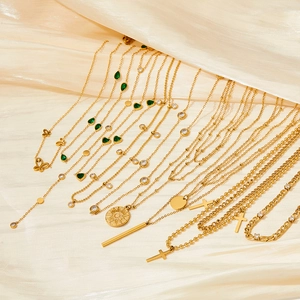 Gold Vergoldete Edelstahl Anhänger Halskette Mit Zirkon Herz Schmetterling Kreuz Zierlicher Mehrlagiger Schmuck Für Damen