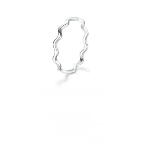 Detail of S925 sterling silver wavy ring showing minimalist curved lines and metal hallmark