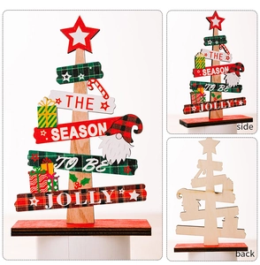 Détail du décor d'arbre de Noël en bois montrant les vues latérale et arrière festives