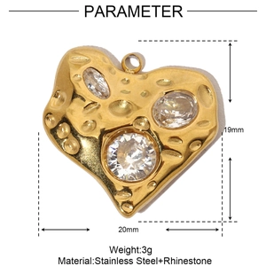 Detailed size specifications for heart-shaped stainless steel pendant with rhinestones