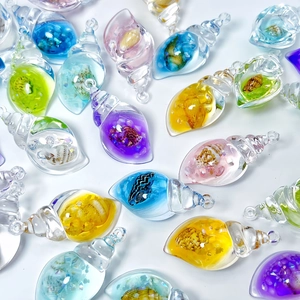 Luminous conch acrylic charms in various colors for DIY jewelry and keychains
