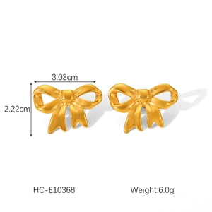 Macro view of 18K gold-plated stainless steel bow earrings with detailed size dimensions