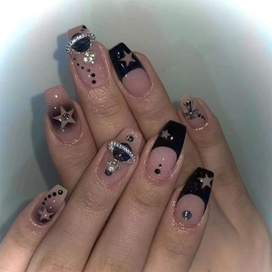 Pink Schwarz Coffin Künstliche Nägel Damen Gothic Süßer Cool Sternmuster Metallisch Kreuz Planet Strass Anhänger Fertige Nägel