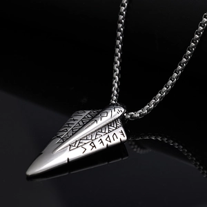 Vintage silver Viking spearhead pendant necklace in stainless steel with bead chain