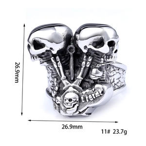 Detailed size chart showing dimensions and weight for the silver skull engine biker ring