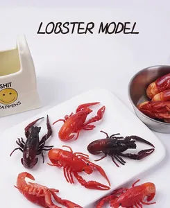 Modelli realistici di gamberi in una ciotola con texture dettagliata e colori vivaci