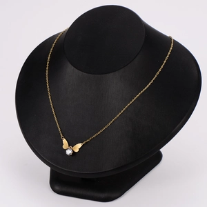 Elegante goldene Schmetterlingsflügel-Halskette mit funkelndem Kristall-Anhänger