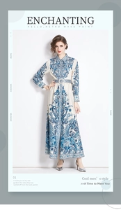 Détail d'une robe vintage à imprimé cachemire avec col à revers et ceinture assortie
