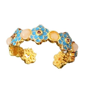 Vintage 18k gold plated open ring with blue enamel flowers and pink gemstone cabochon